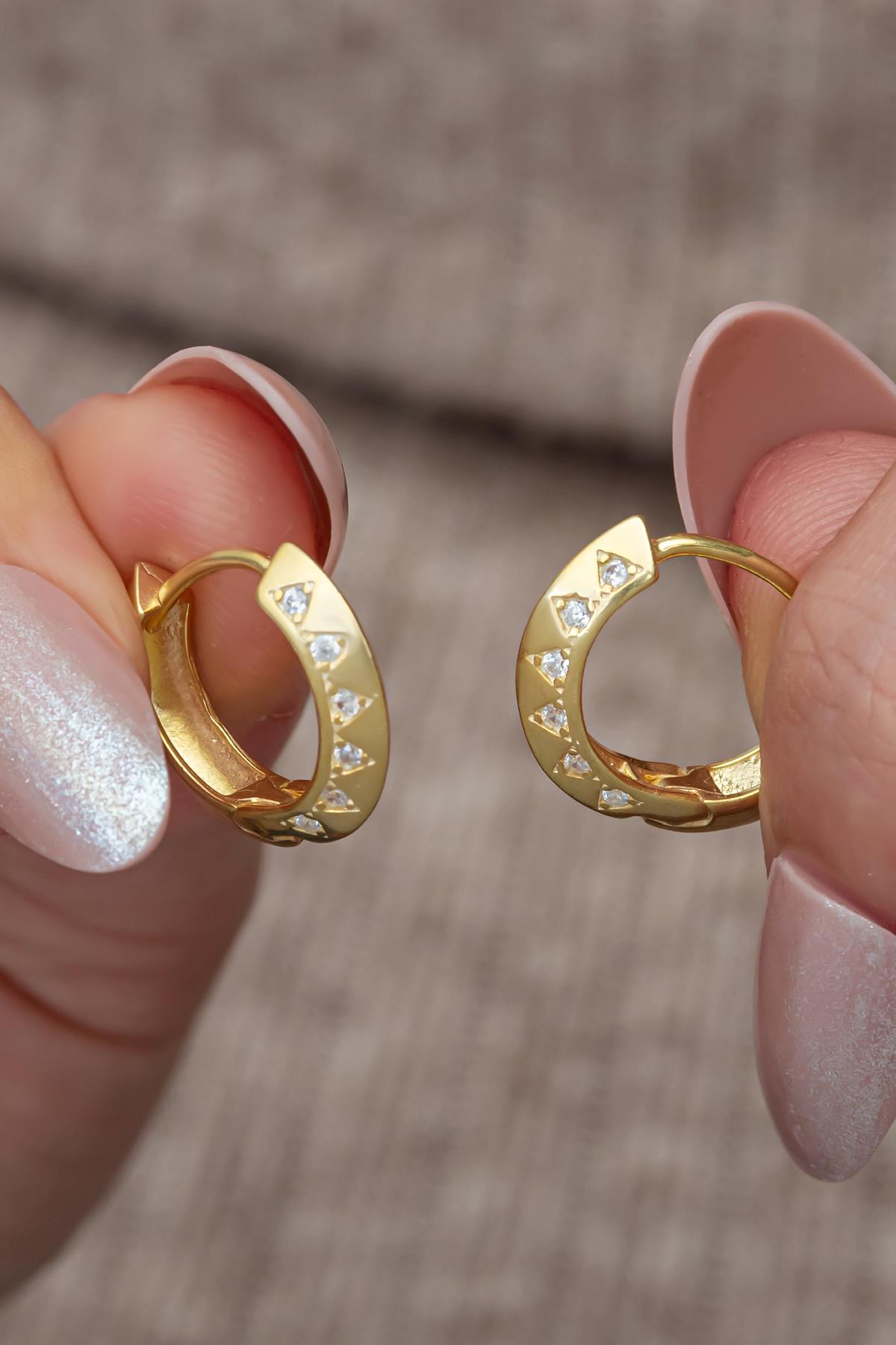 925 Ayar Gümüş Gold Kaplama Zirkon Taşlı Halka Küpe