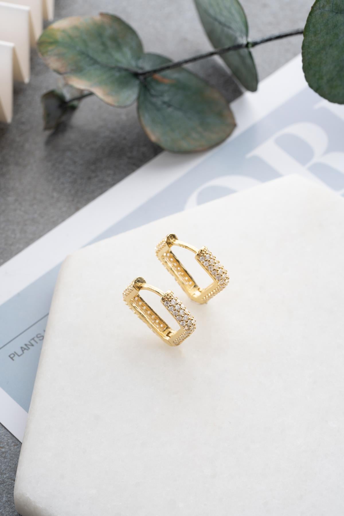 925 Ayar Gümüş Gold Kaplama Zirkon Taşlı Kübik Tasarım Küpe