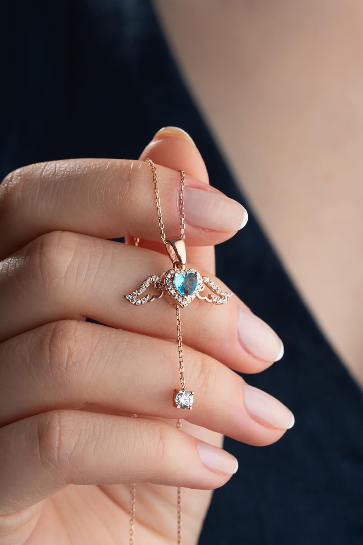 925 Ayar Gümüş Hareketli Aquamarin Taşlı Kanatlı Kalp Kolye