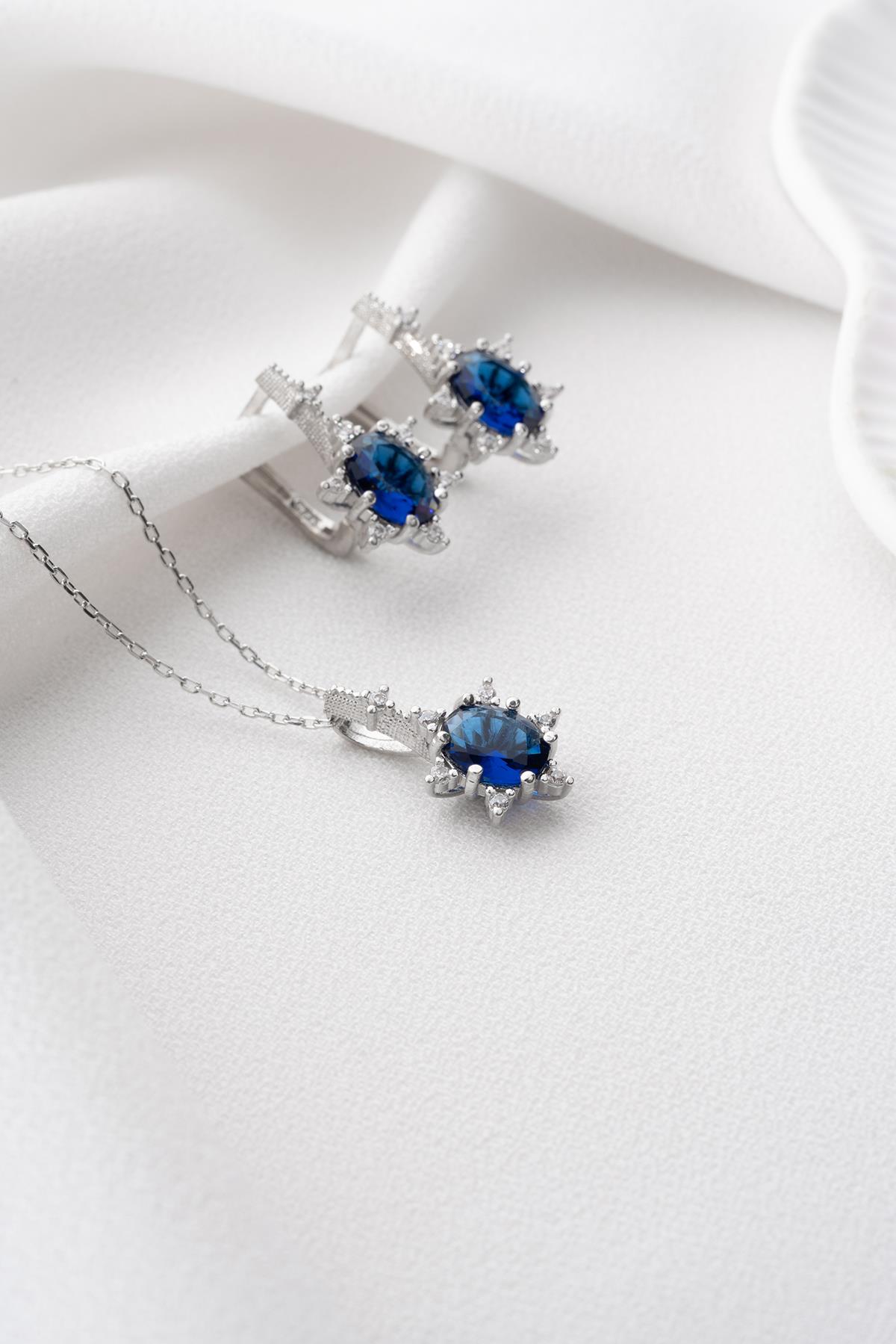 925 Ayar Gümüş Mavi Oval Taşlı Küpe Ve Kolye Set