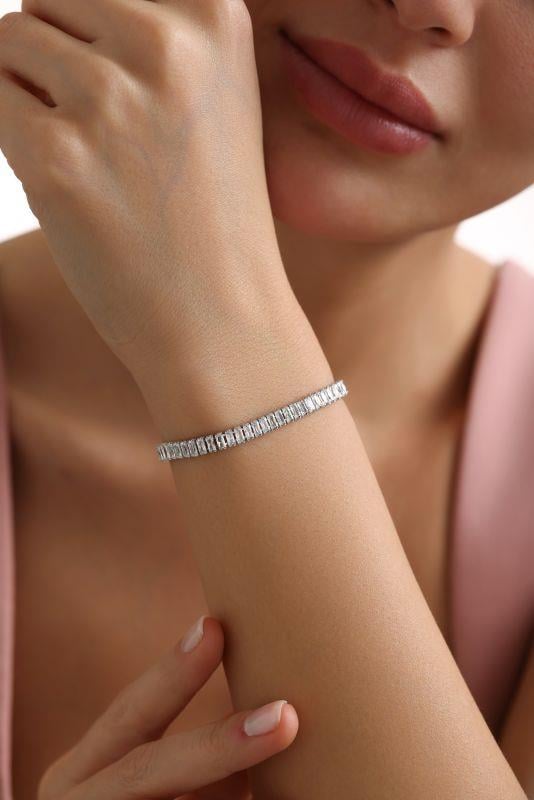 925 Ayar Gümüş Rodyum Kaplama Baget Taşlı Suyolu Model Bileklik 