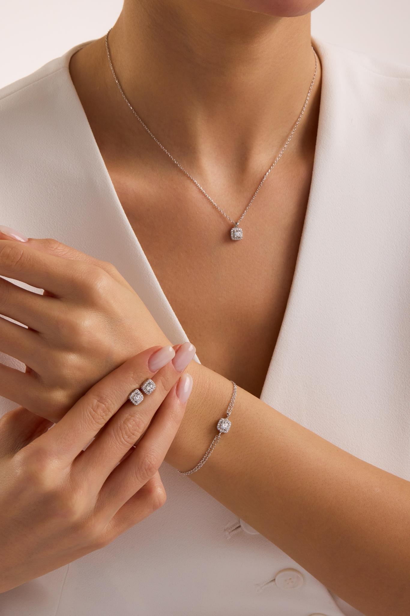 925 Ayar Gümüş Rodyum Kaplama Pırlanta Montür Tektaş Kolye,Bileklik ve Küpe