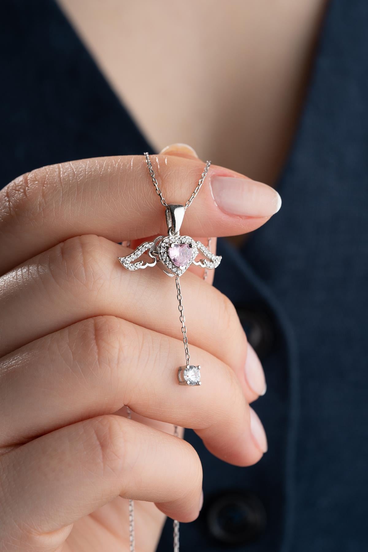 925 Ayar Gümüş Rodyumlu Hareketli Pembe Taşlı Kanatlı Kalp Kolye