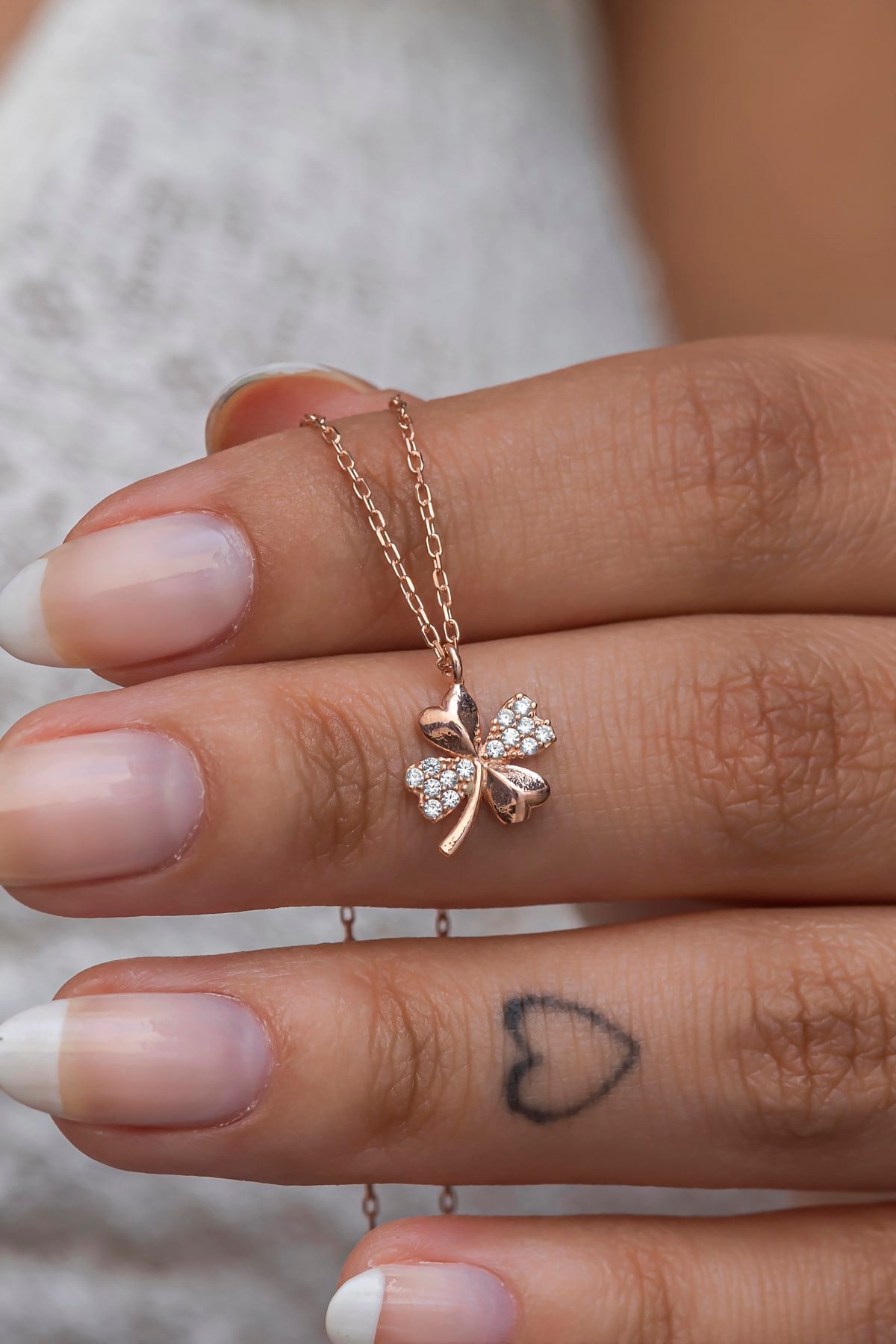 925 Ayar Gümüş Rose 4 Yapraklı Minik Yonca Kolye