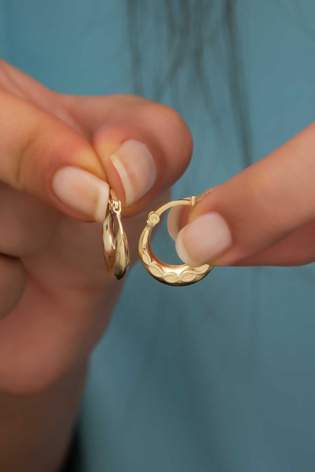 925 Ayar Gümüş Rose Dalgalı Şarnel Küpe