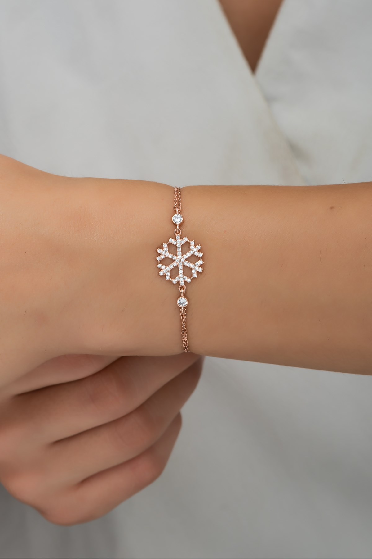 925 Ayar Gümüş Rose Kartanesi Model Zirkon Taşlı Bileklik