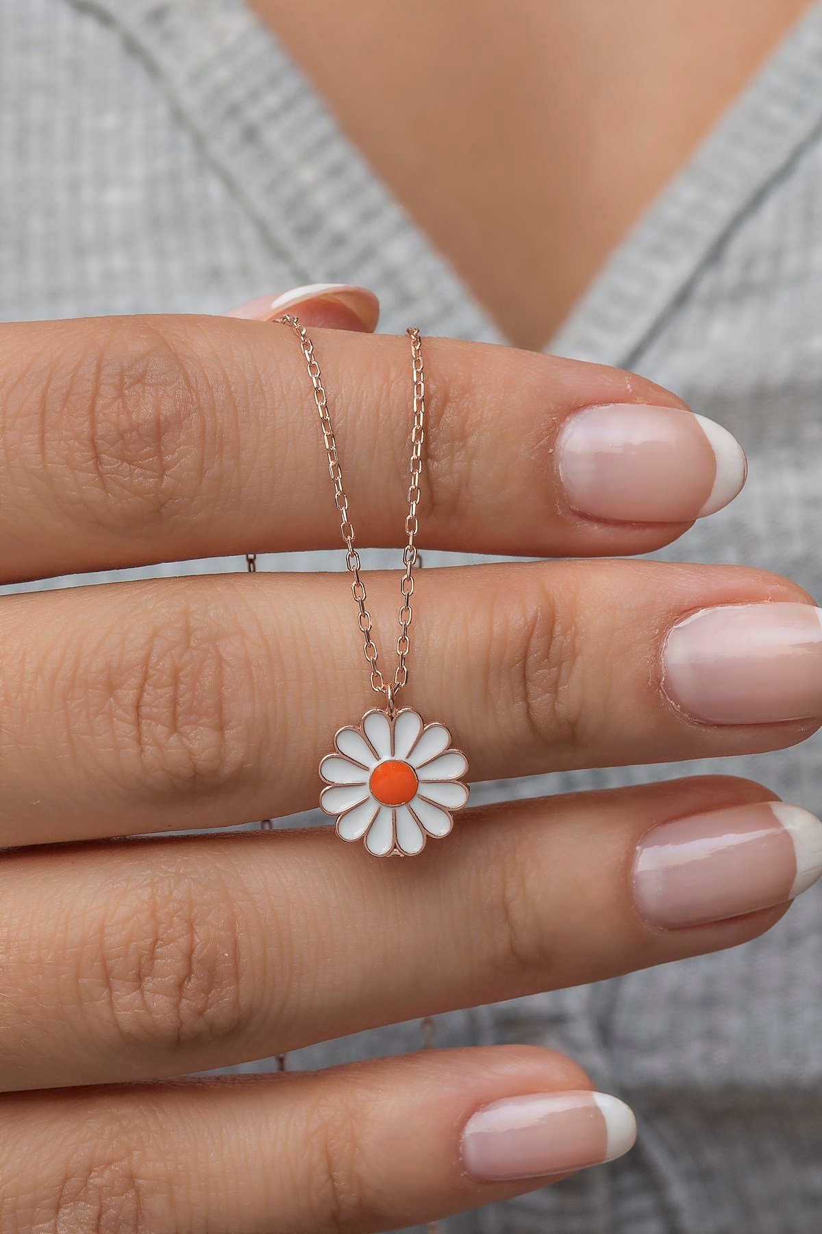 925 Ayar Gümüş Rose Mineli Papatya Kolye