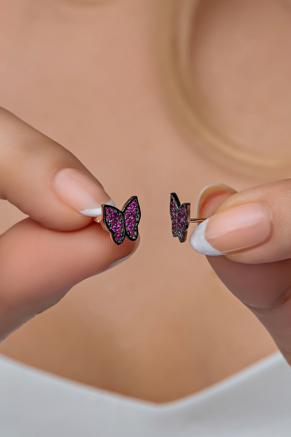 925 Ayar Gümüş Rose Pembe Taşlı Kelebek Küpe