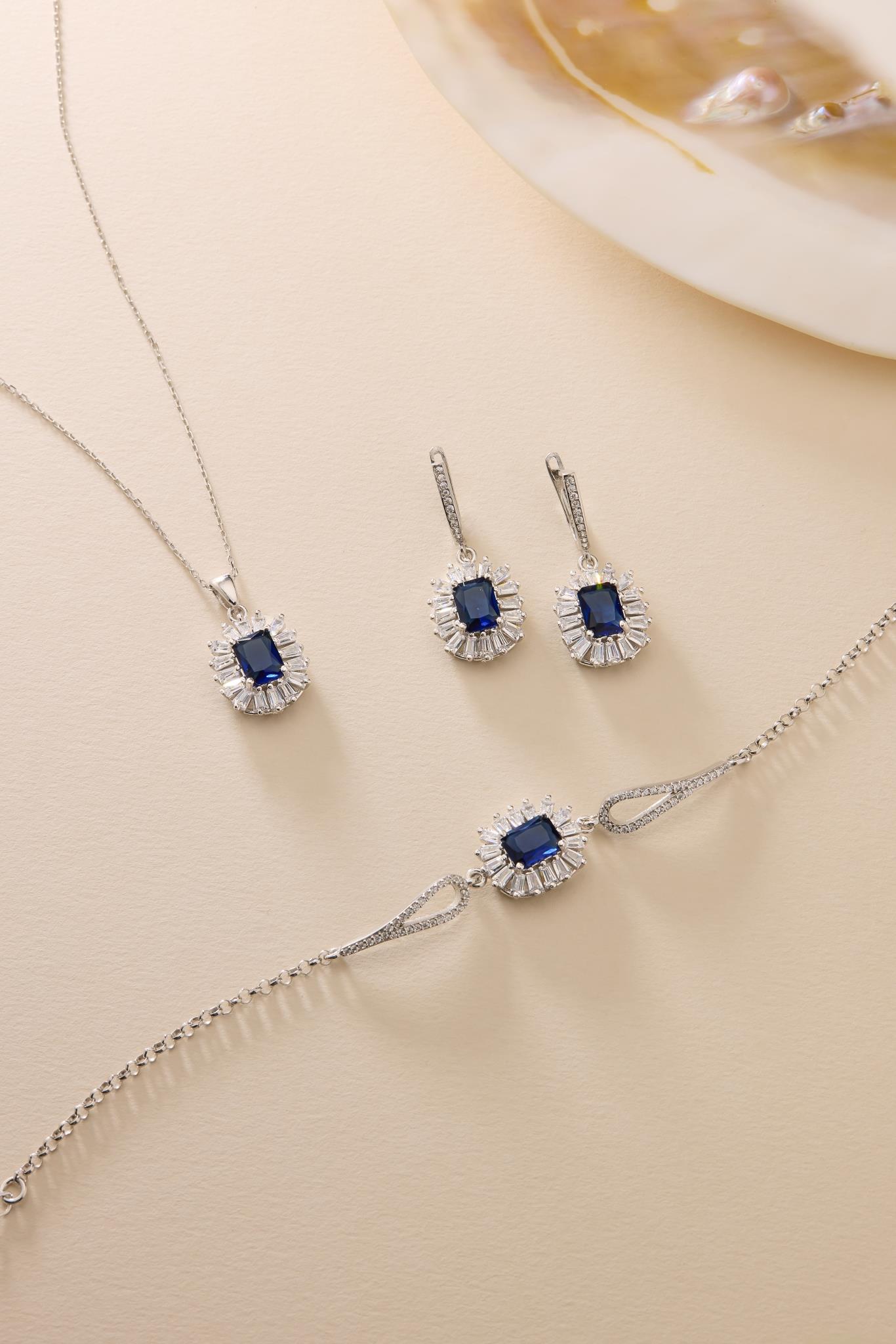 925 Ayar Gümüş Set Rodyum Kaplama Baget Mavi Taşlı Kolye,Bileklik ve Küpe