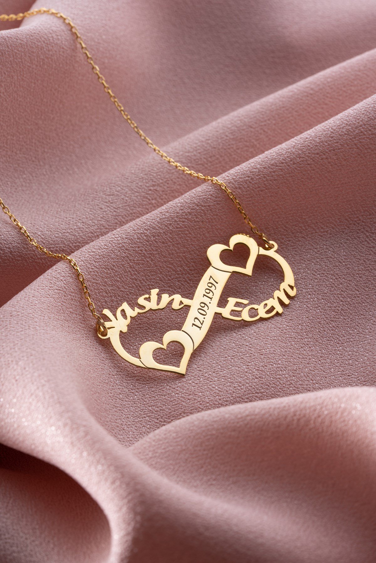 Kişiye Özel Sonsuzluk İsimli Kalp Detaylı Kolye