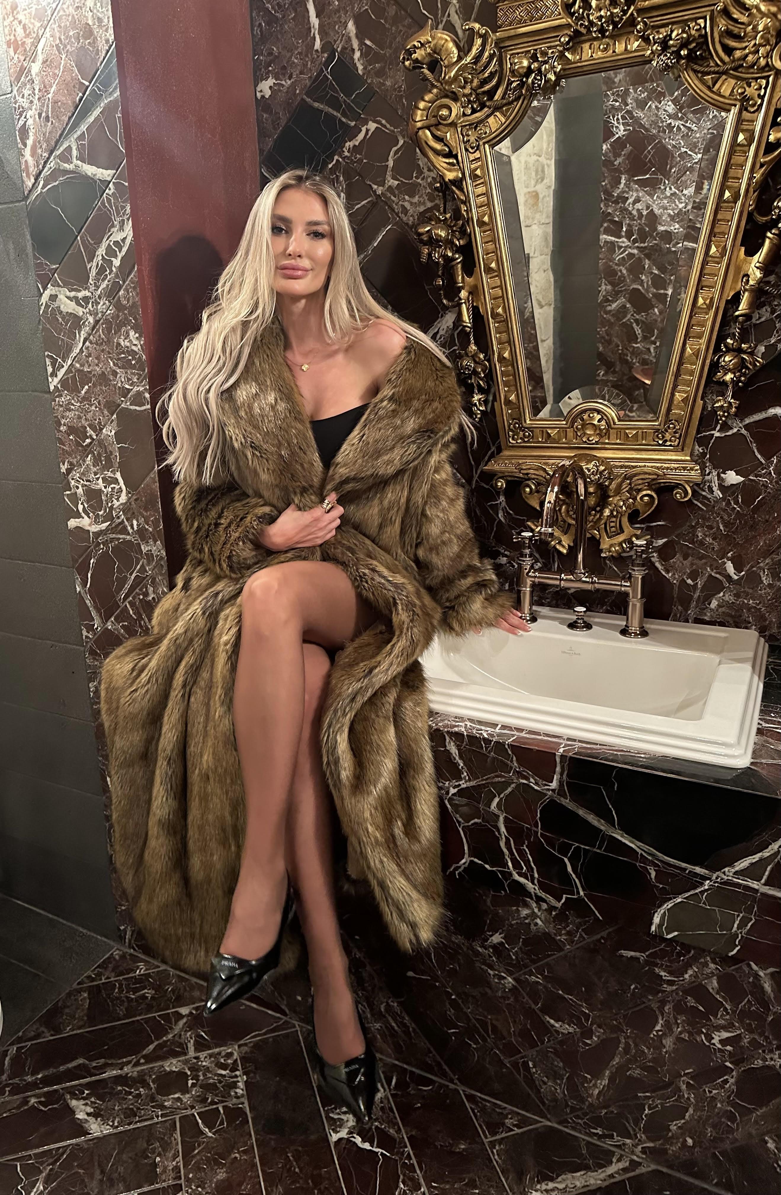 Velvet royale