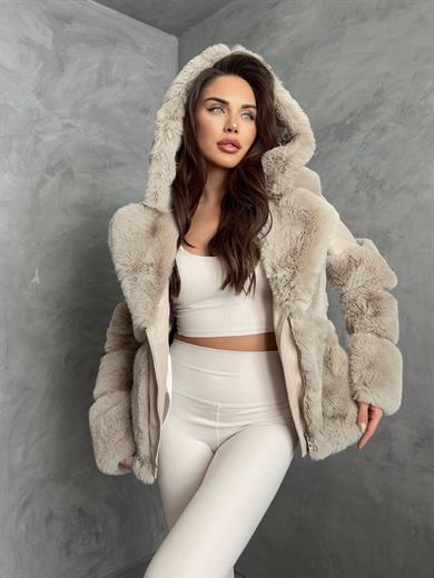 Kapşonlu Bej Kısa Kürk Garnili Deri Kaban