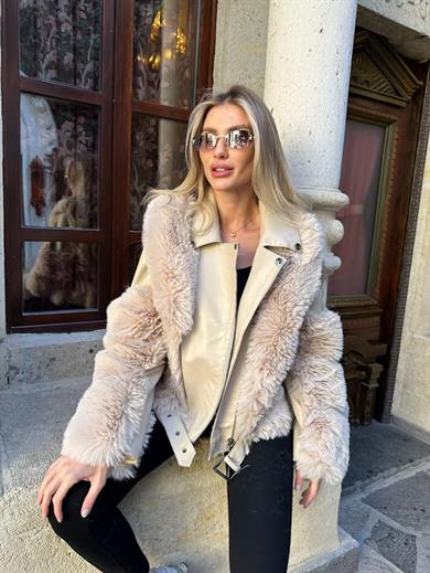 Bej Kısa Kürk Kaban