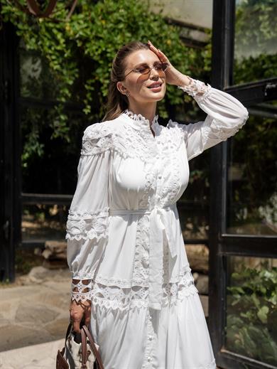 Beyaz Güpür Detay Uzun Elbise 