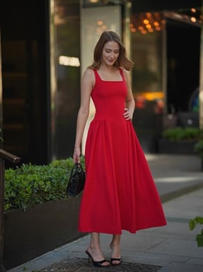 Capri Uzun Kırmızı Elbise
