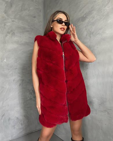 Kırmızı kesik kürk yelek
