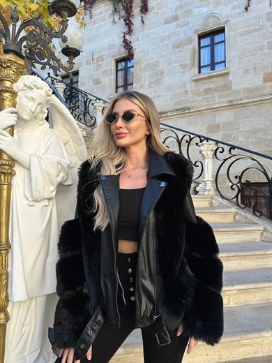 Siyah Kısa Deri Kürk Kaban