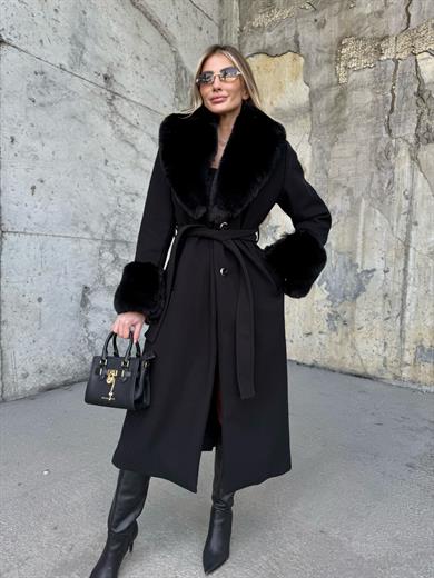 Siyah Kol ve Yaka Kürklü Kaşe Kaban