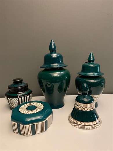 PETROL YEŞİLİ EL BOYAMASI KARELİ MİNİK KUP