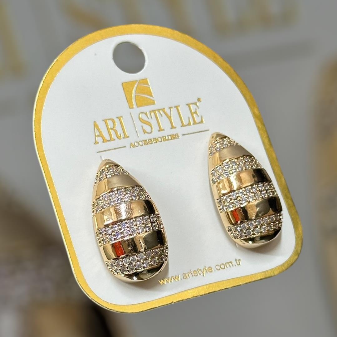 18 K Altın Kaplama Taşlı Çivili Küpe BZ0066