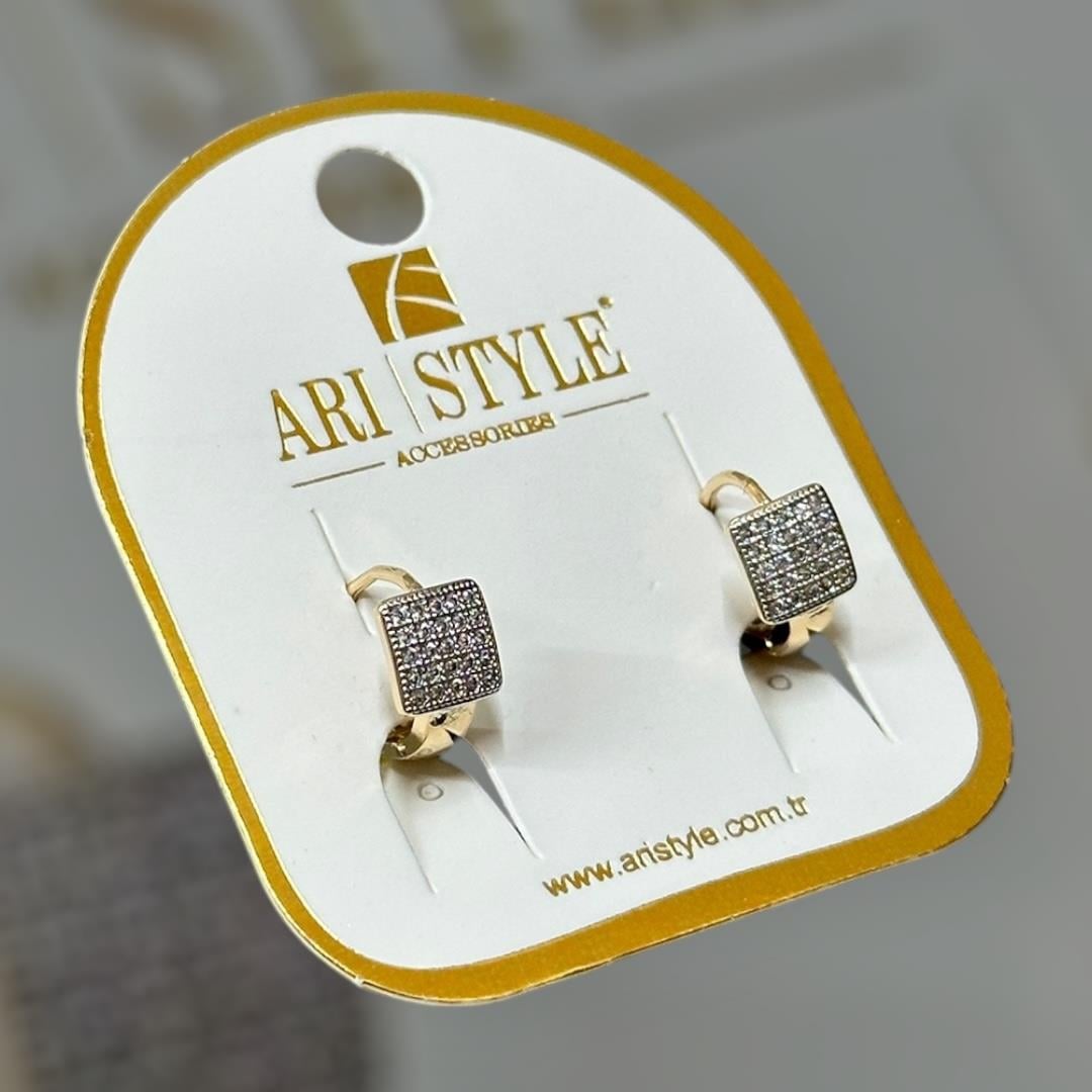 18 K Altın Kaplama Taşlı Klipsli Küpe BZ0088