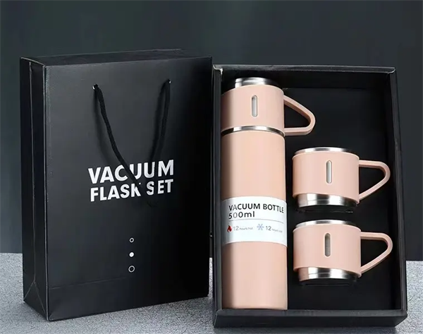 Kurumsal İş Hediyelik Paslanmaz Çelik 3 Bardak Setinden Oluşan Çift Yalıtımlı Vakumlu Termos Hediye Kutulu Pembe Renk