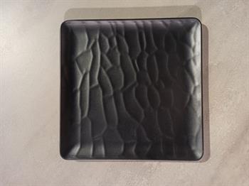 Tria 6 Adet Porelin Rölyefli Seri Kare Servis Tabağı 22*22 cm Siyah