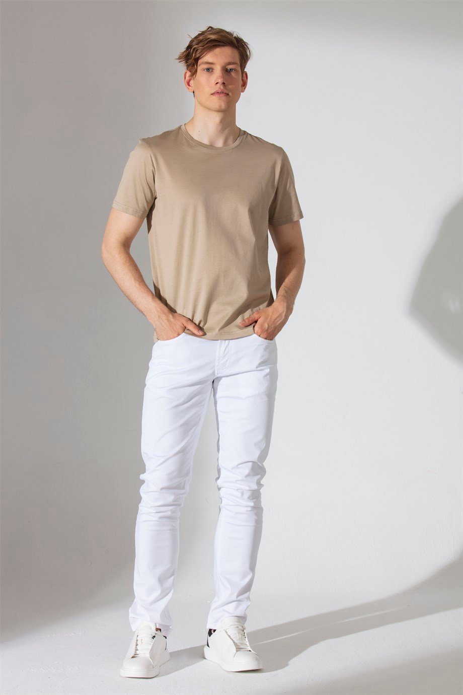 Beige-colored mercerized crew neck t-shirt, 100% cotton