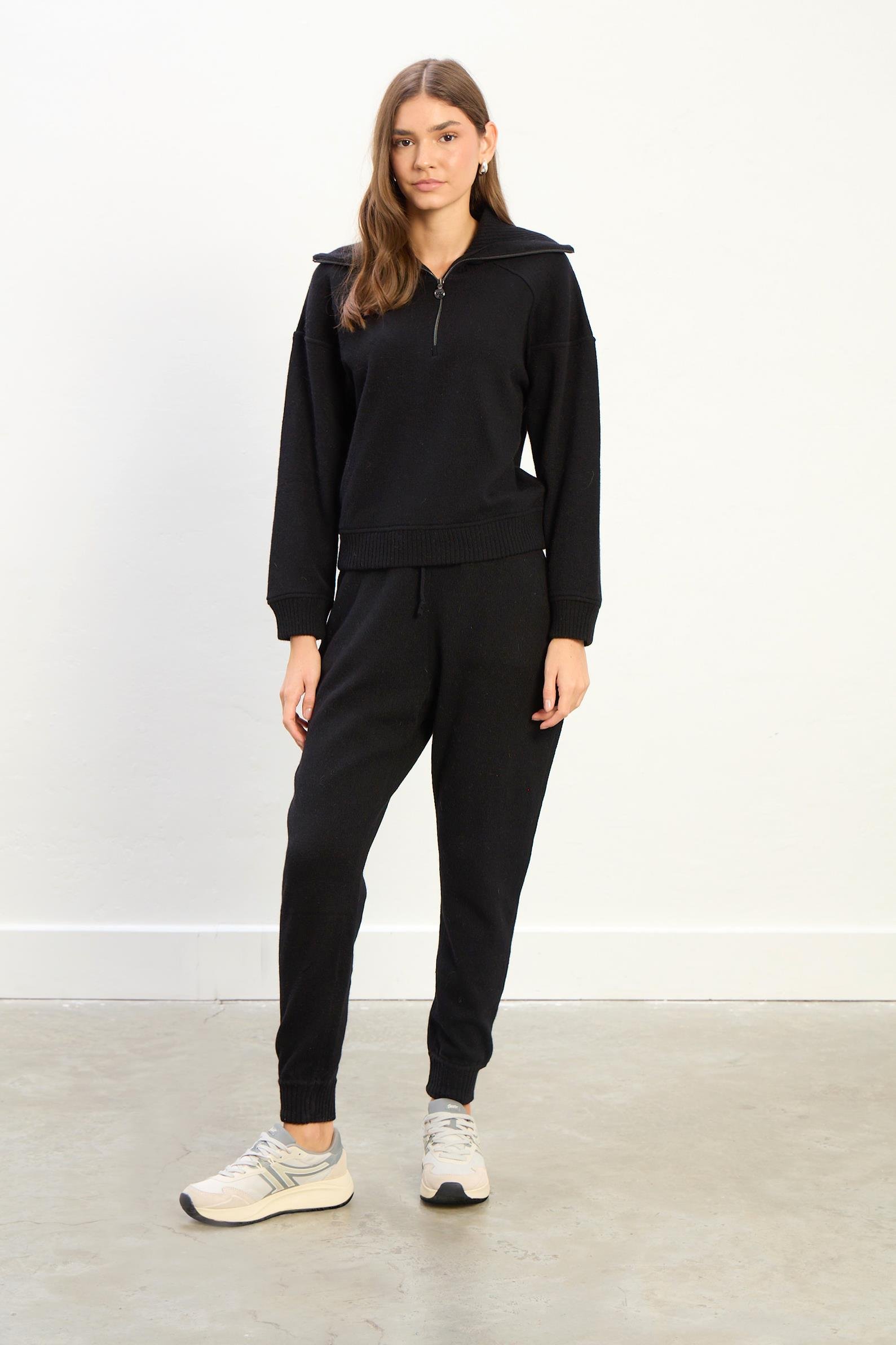 Aria Fermuarlı Yaka Eşofman Takımı-Siyah