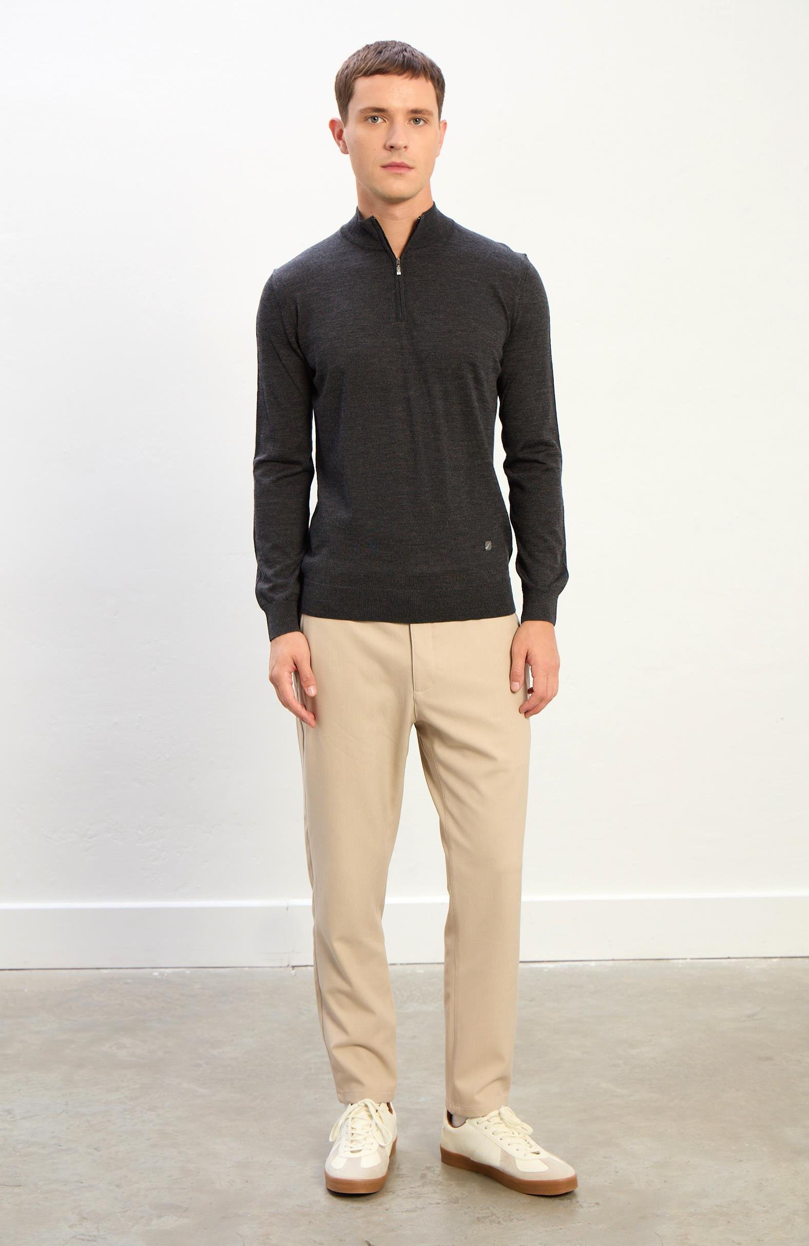 Jasper Erkek Fermuarlı Polo Yaka Triko Kazak-Siyah