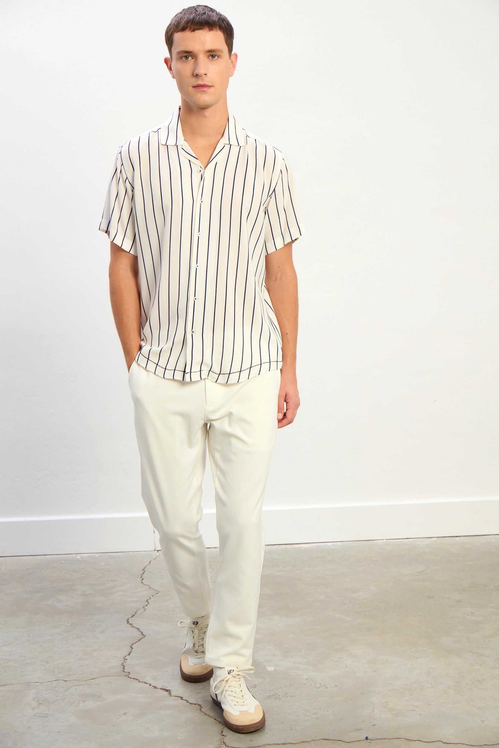 Riley Çizgili Kısa Kollu Erkek Gömlek-Beyaz