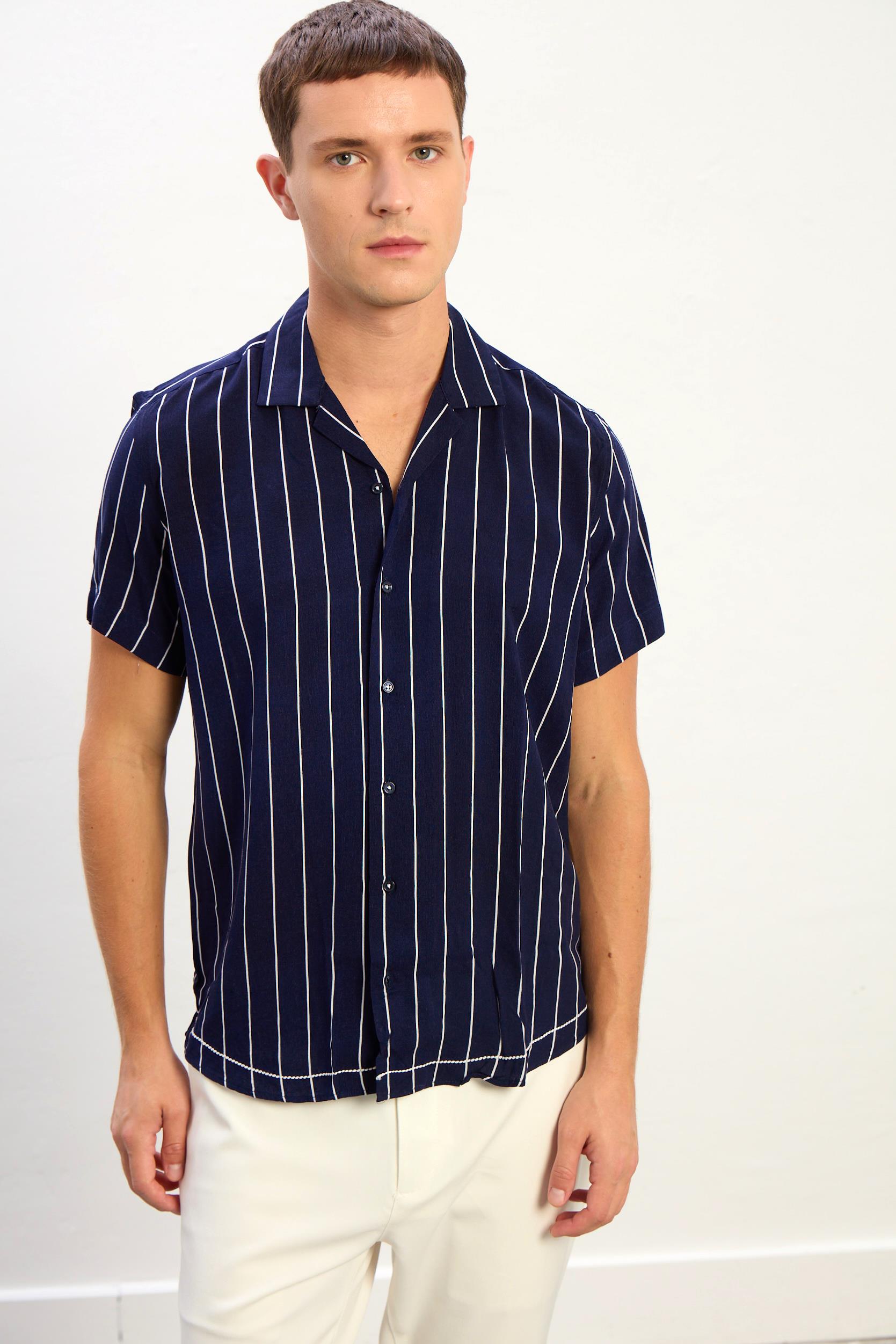 Riley Çizgili Kısa Kollu Erkek Gömlek-Lacivert