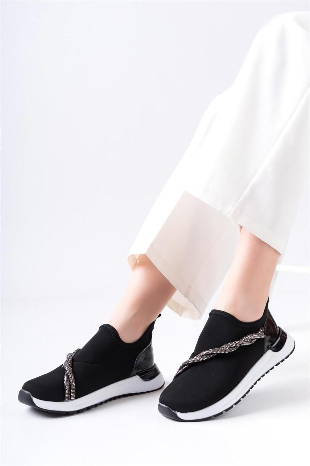 {URUNADKADIN SNEAKERLetaoI}