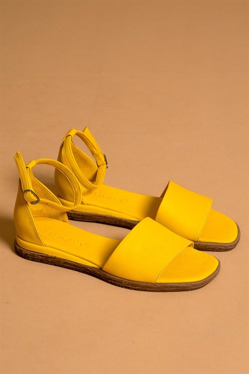 Hakiki Deri Guinevere Sarı Bilekten Baretli Sandalet
