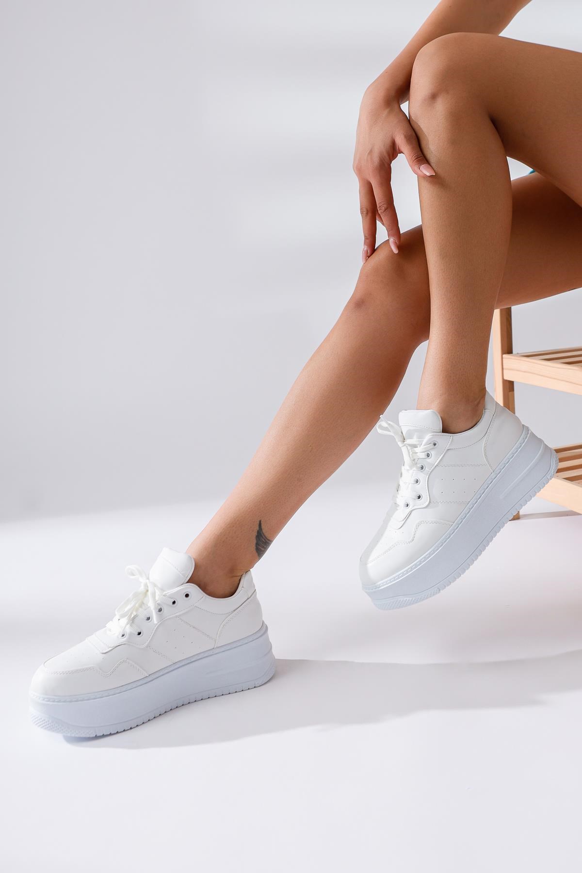Bonnie Beyaz Kalın Tabanlı Bağcıklı Sneakers Spor Ayakkabı | Limoya.com ile  Modayı Keşfet!