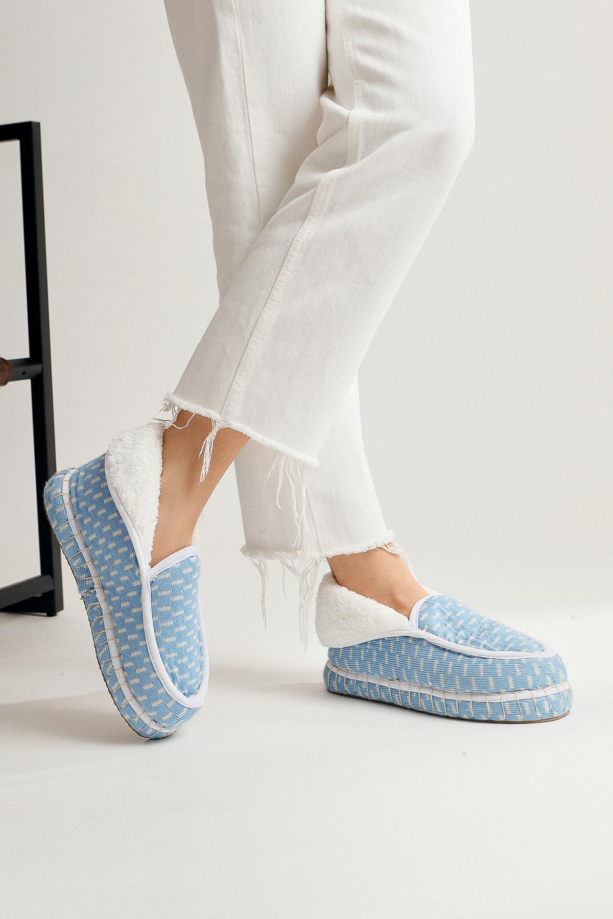 Pariya Mavi Örgü Ev Ayakkabısı | Limoya.com ile Modayı Keşfet!