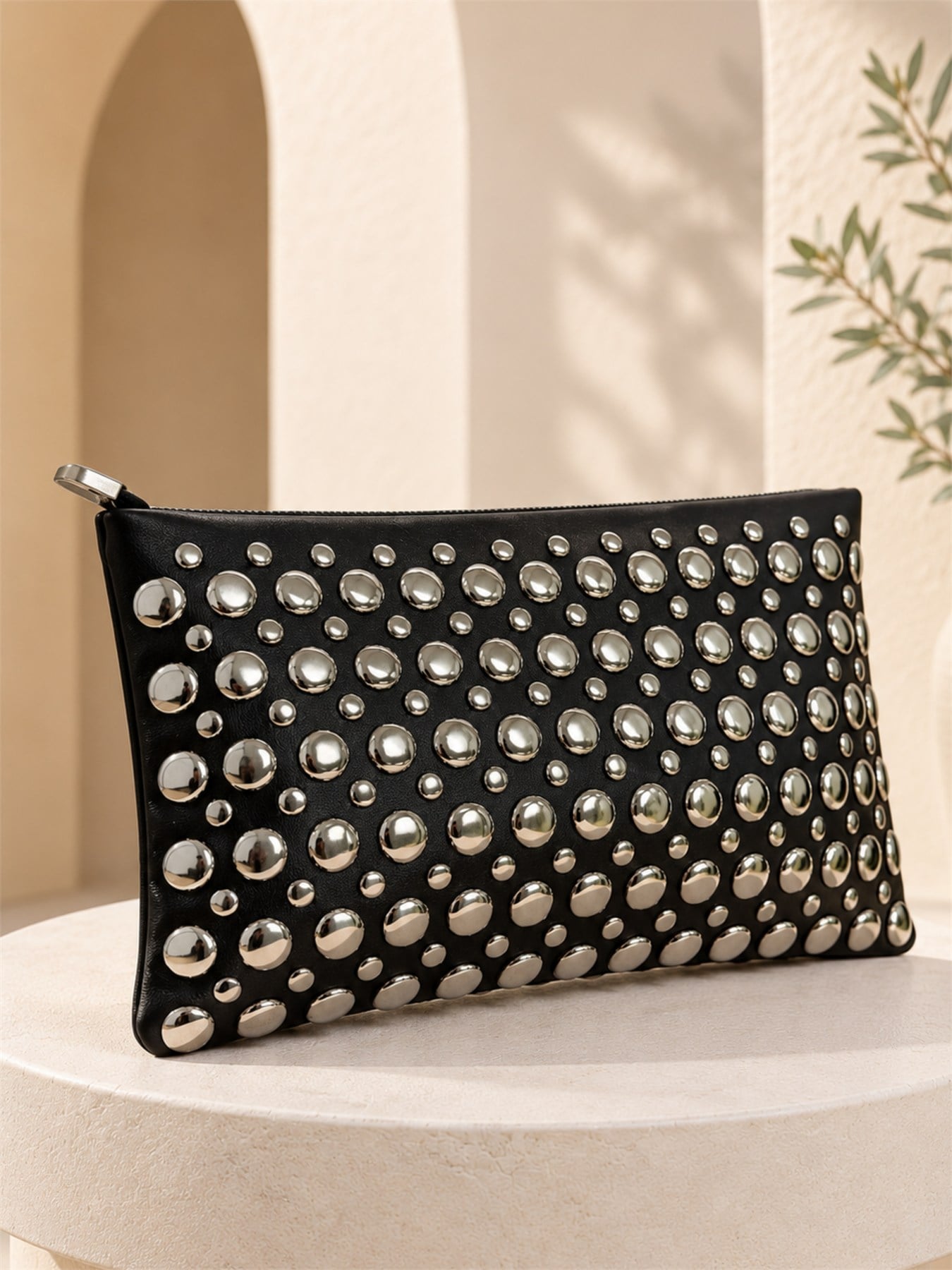 ÇANTA Zımbalı Clutch Çanta