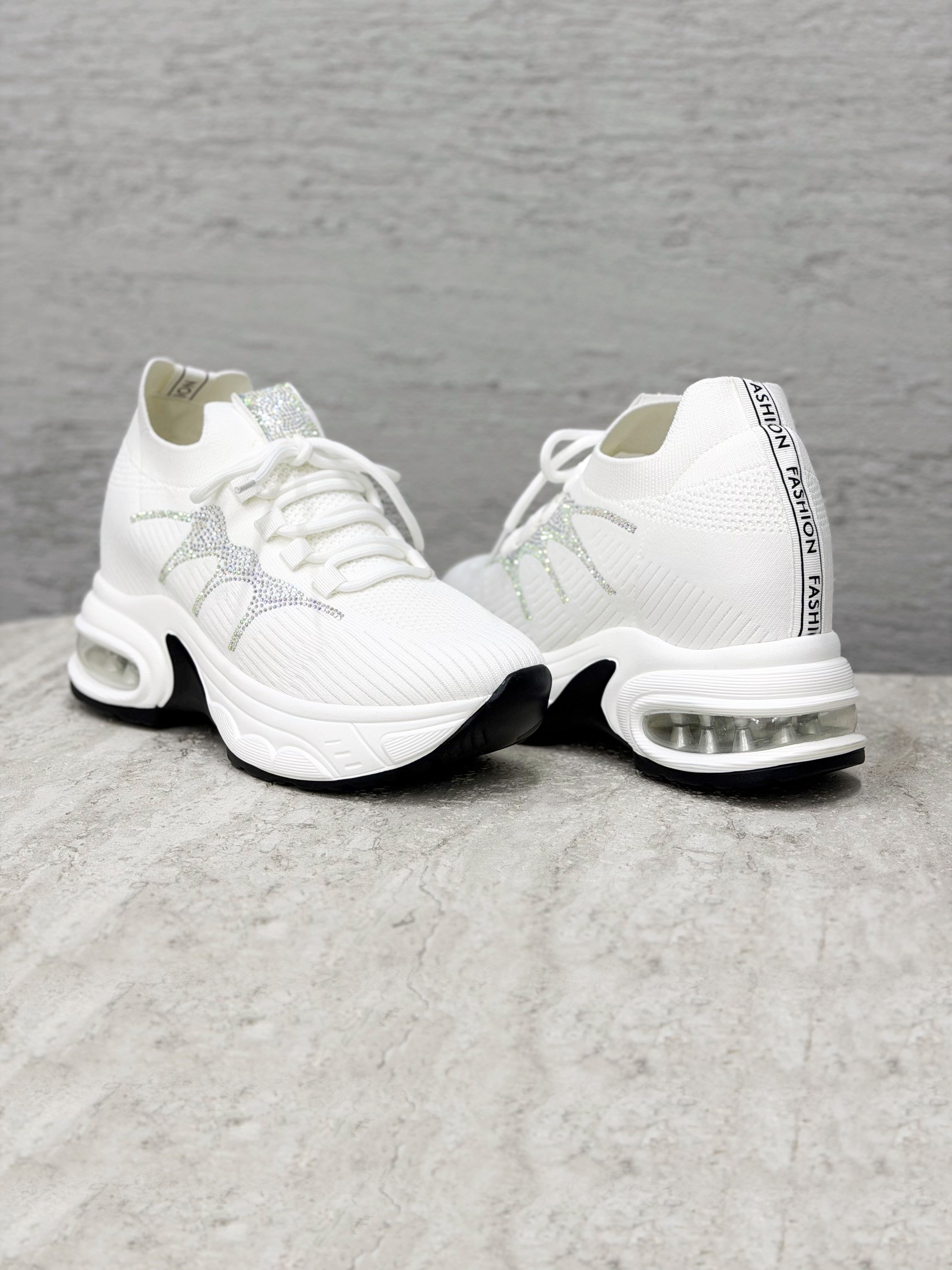 AYAKKABI Hava Tabanlı Taşlı Ayakkabı