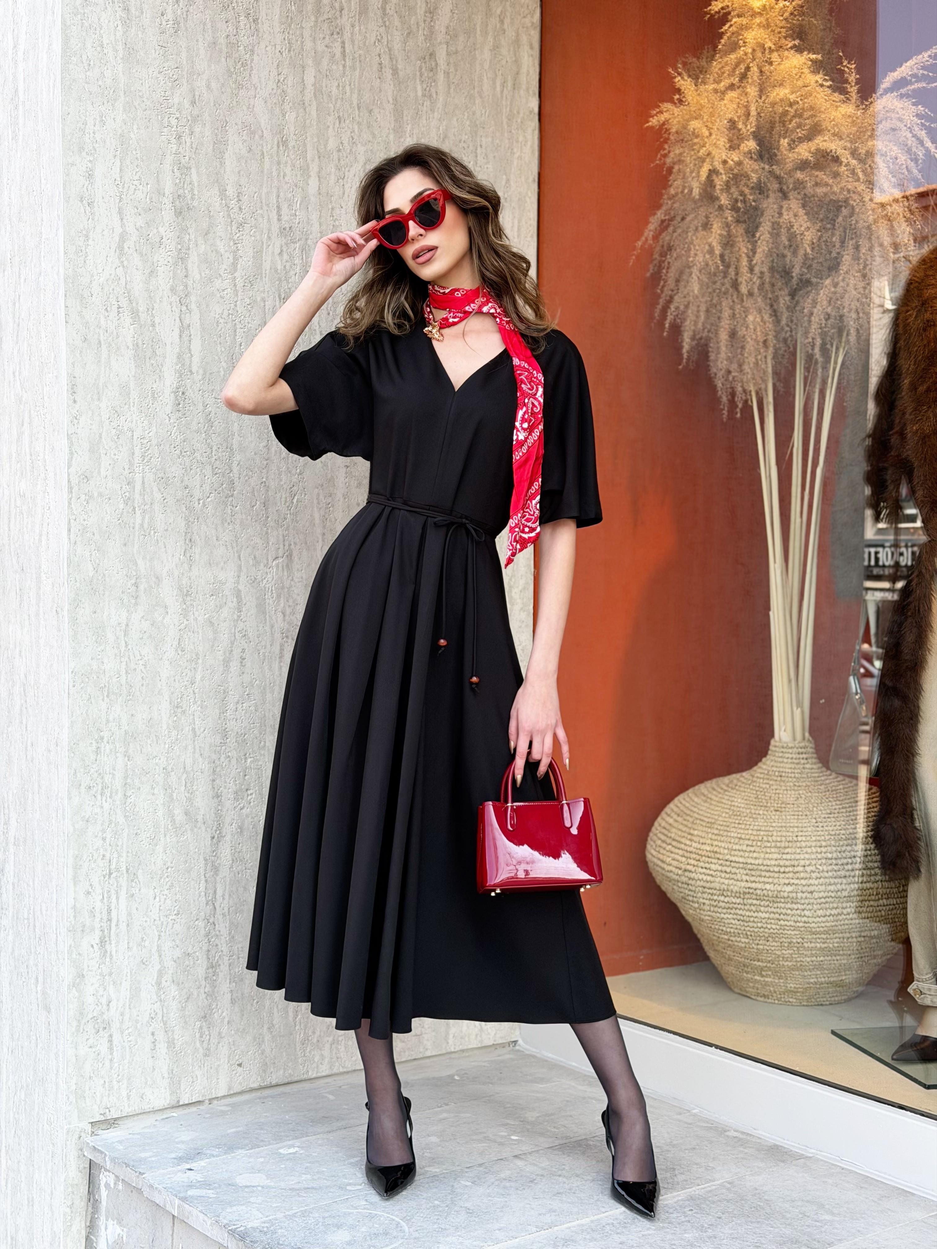 ELBİSE V Yaka Pileli Elbise