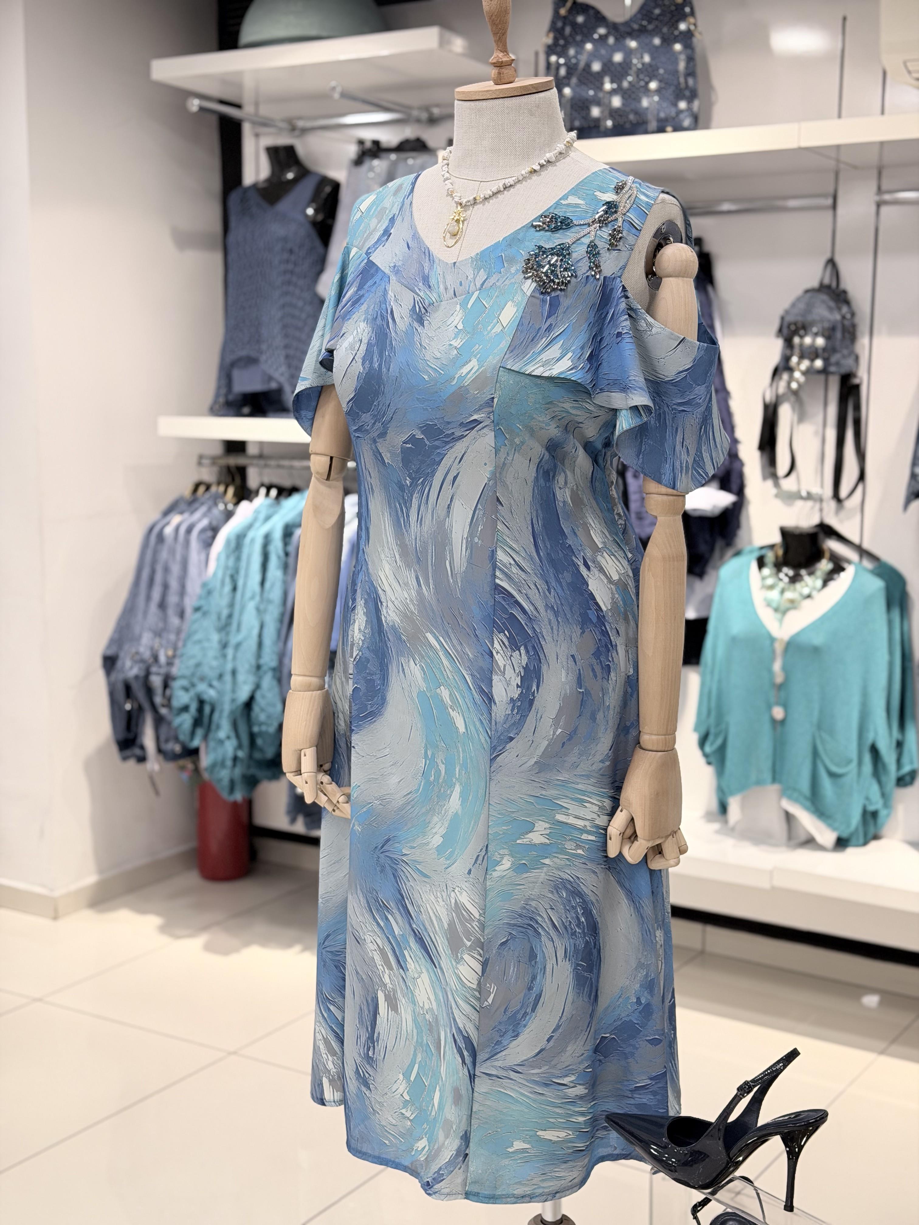 ELBİSE Yaka Taşlı Elbise