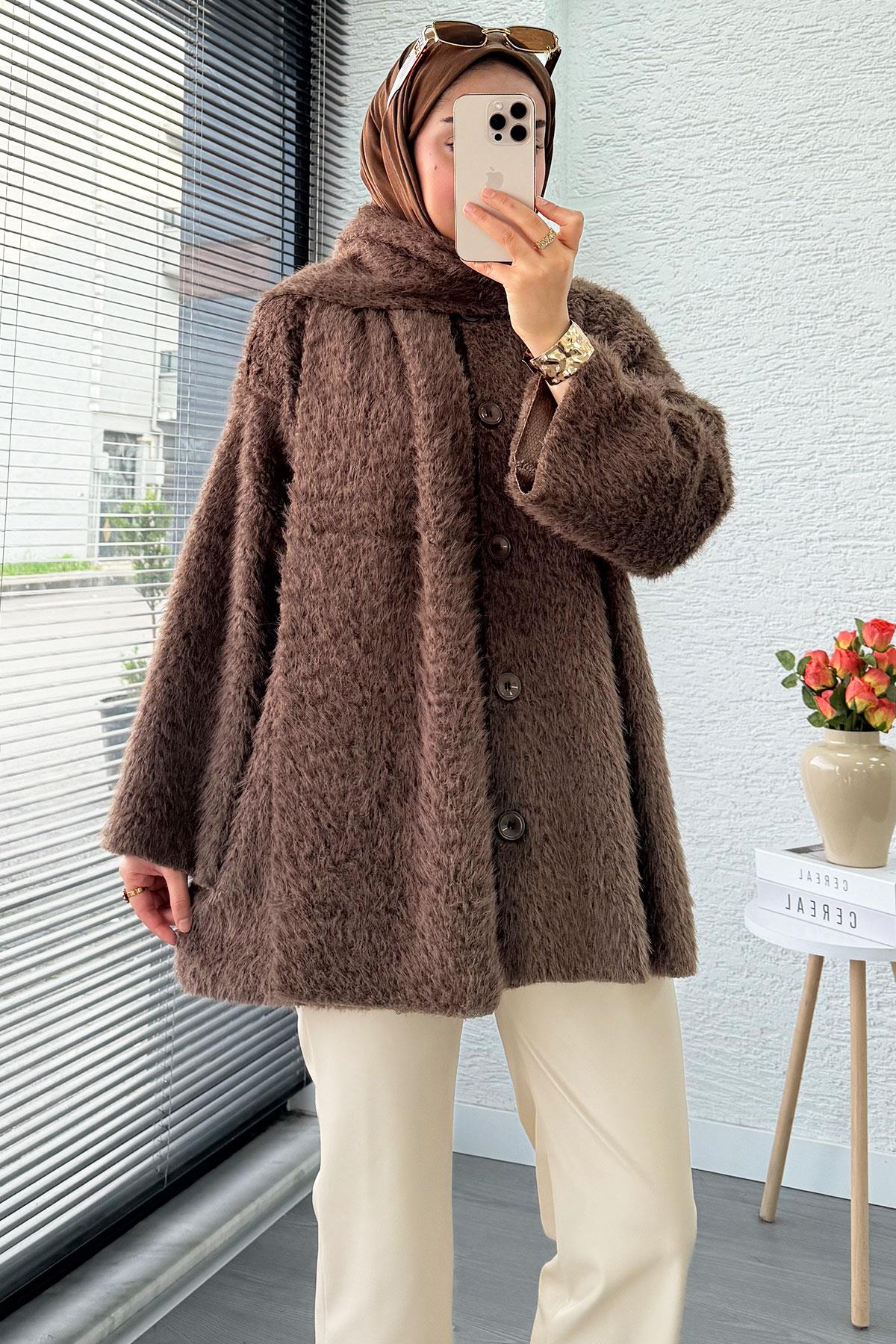 Atkılı Peluş Kadın Kaban – Kahverengi