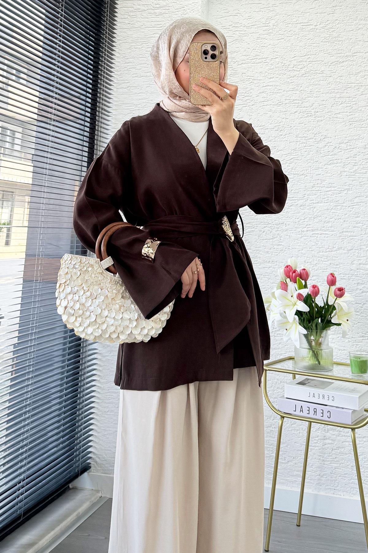 Bronş Kemerli Kruvaze Yaka Modal Kimono - Kahverengi