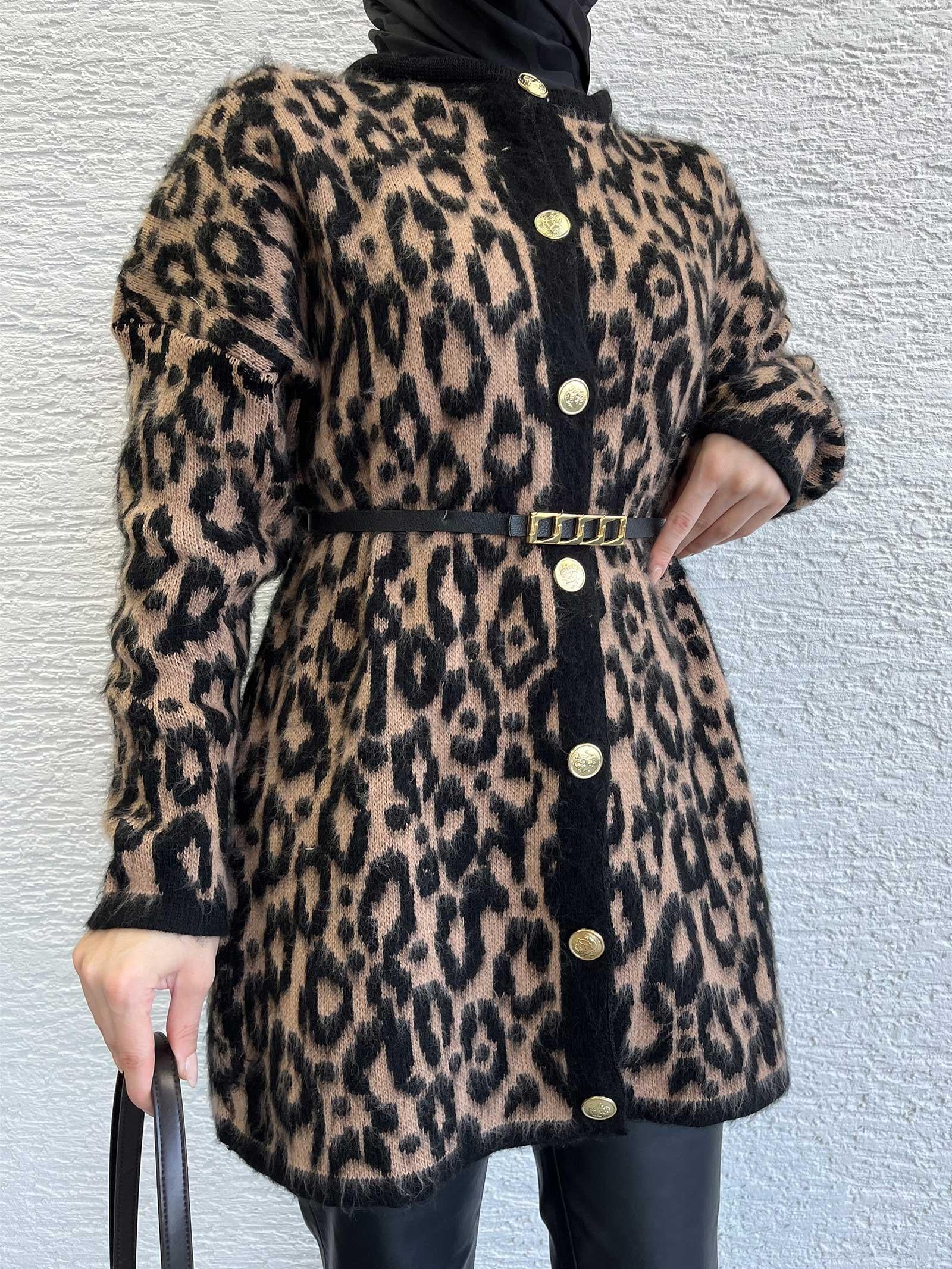 Kısa Leopar Desenli Hırka