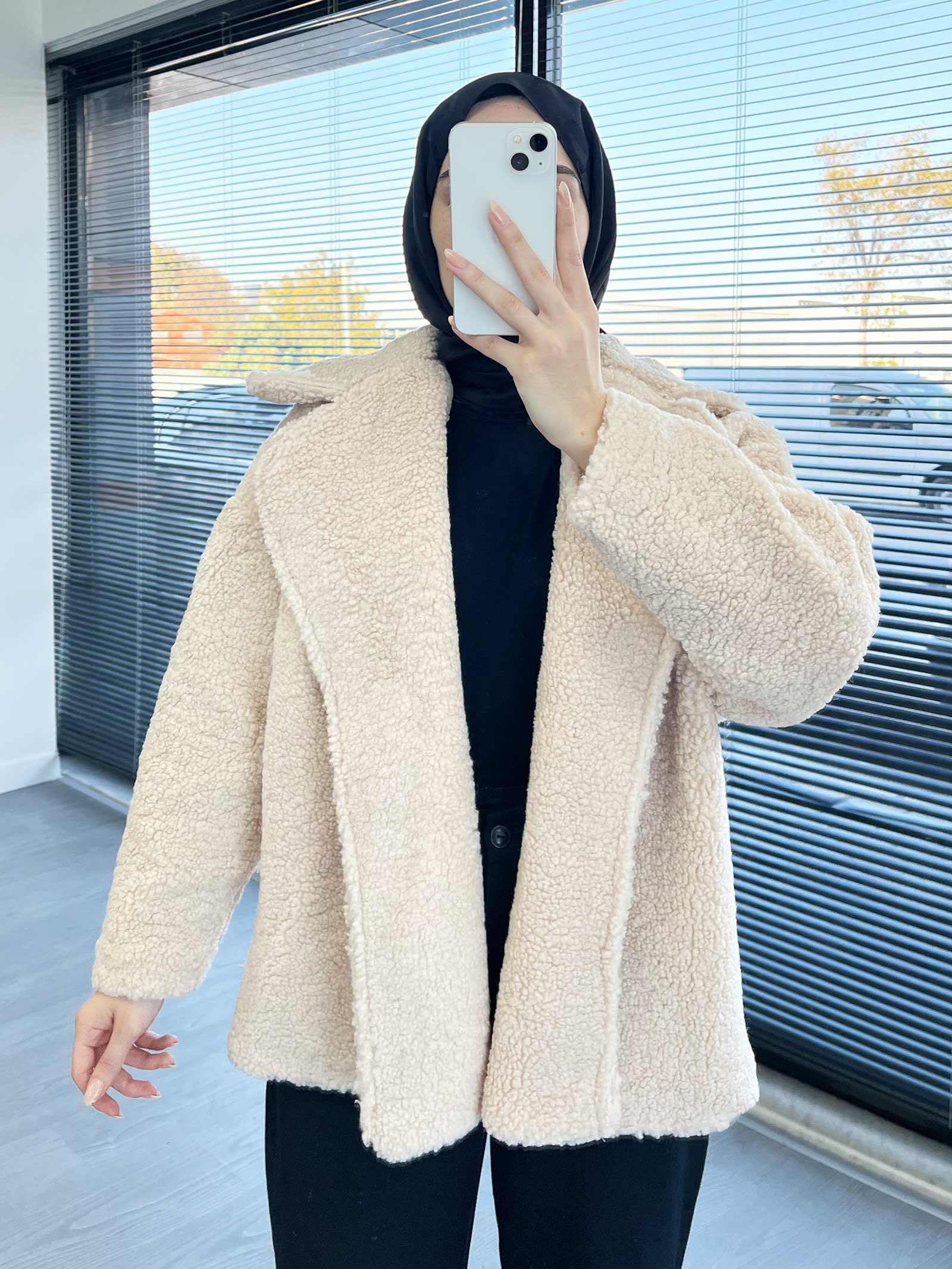 Krem Oversize Yumuşak Dokulu Kısa Kadın Teddy Kaban