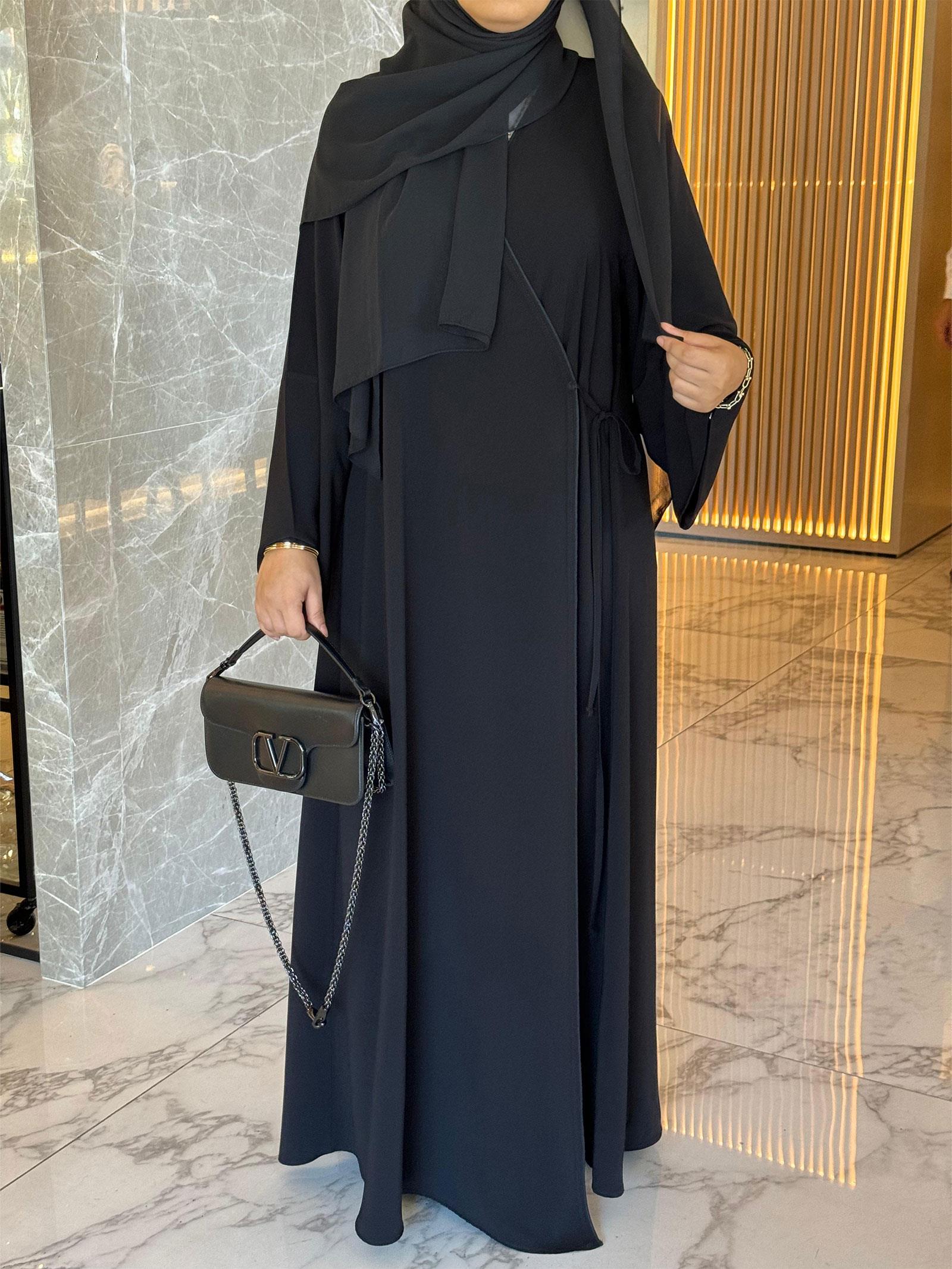 Siyah Bağlama Detaylı Harem Abaya Takım