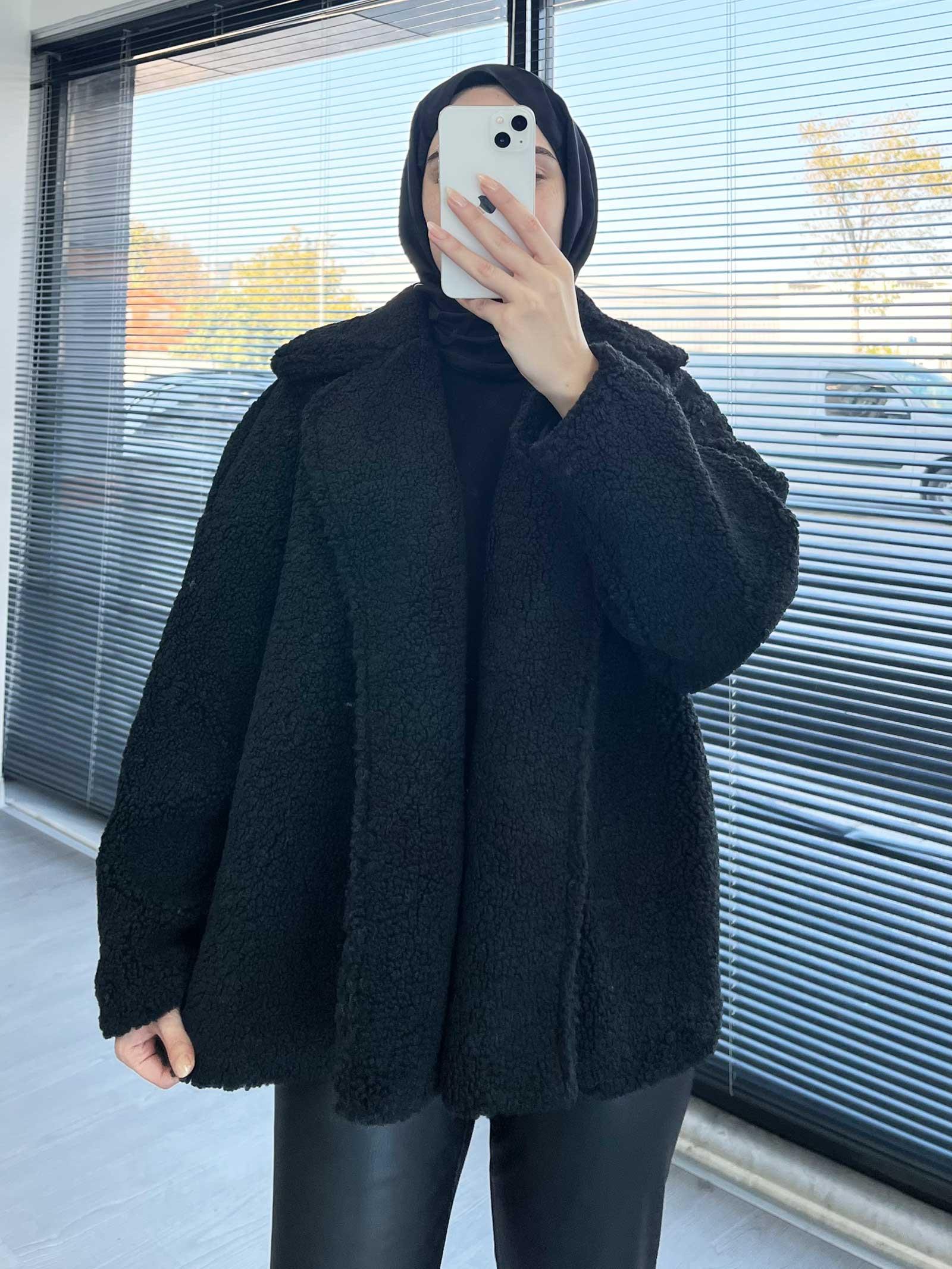 Siyah Oversize Yumuşak Dokulu Kısa Kadın Teddy Kaban