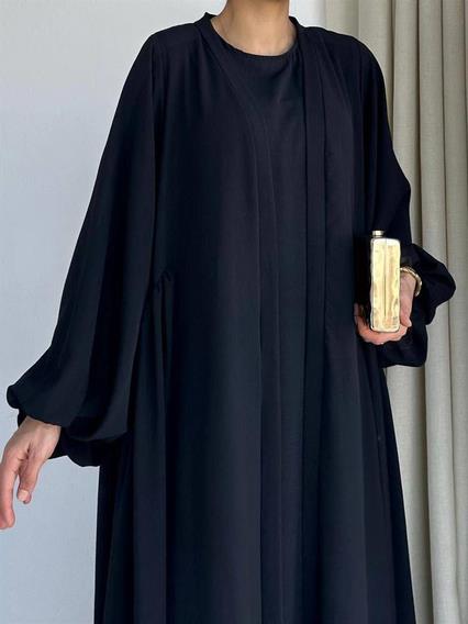 Siyah Yanları Büzgülü Abaya Takım