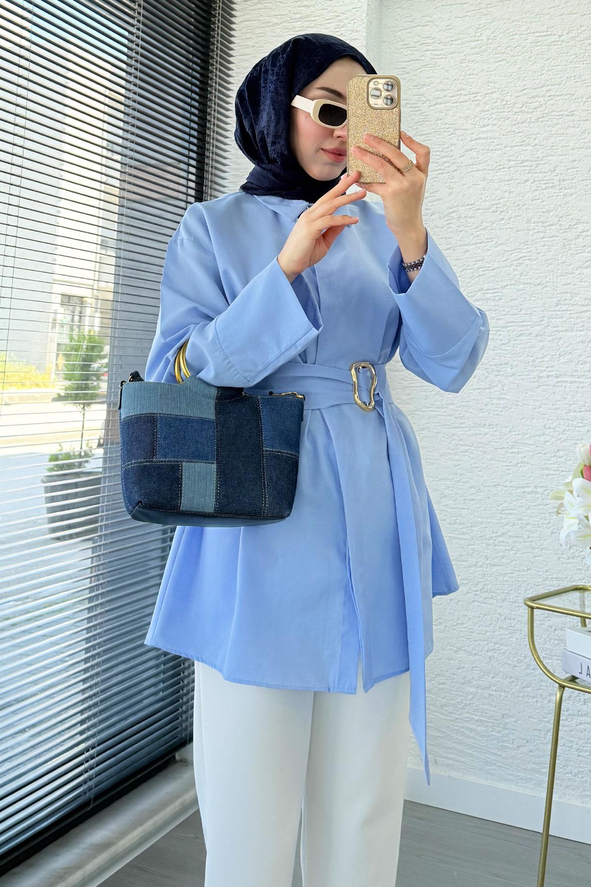 Bronş Detaylı Geniş Kemerli Poplin Tunik – Mavi