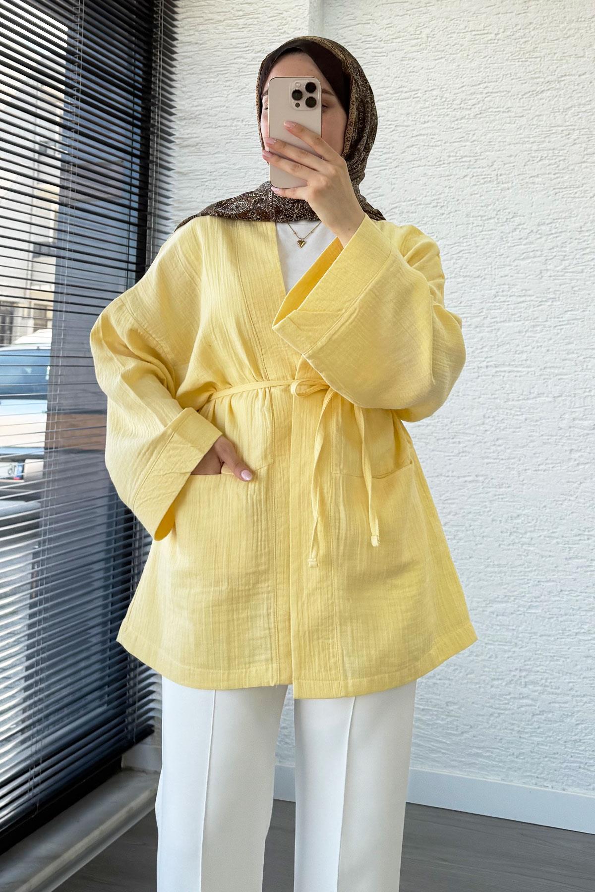 Cep Detaylı Kuşaklı Müslin Kimono - Sarı