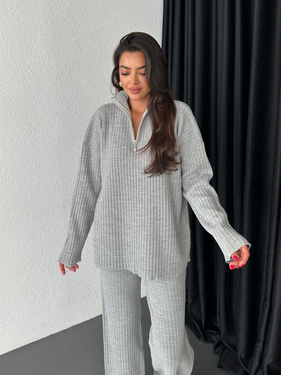 Gri Azra Triko Takım 